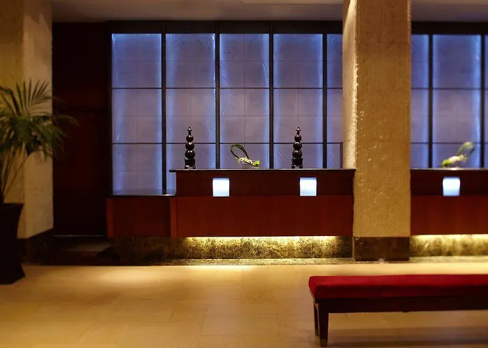 Renaissance Downtown Hotel