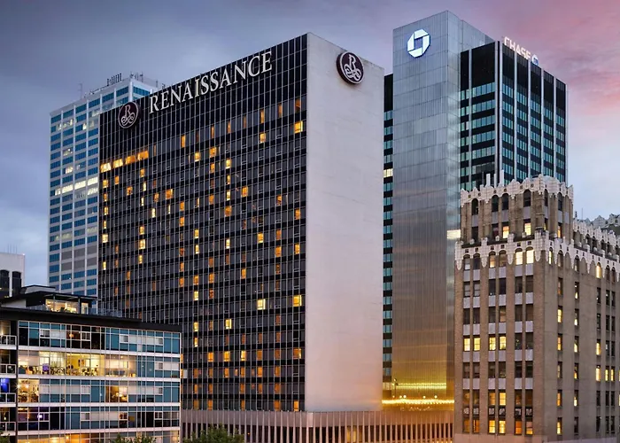 Hotel Renaissance Downtown 4*